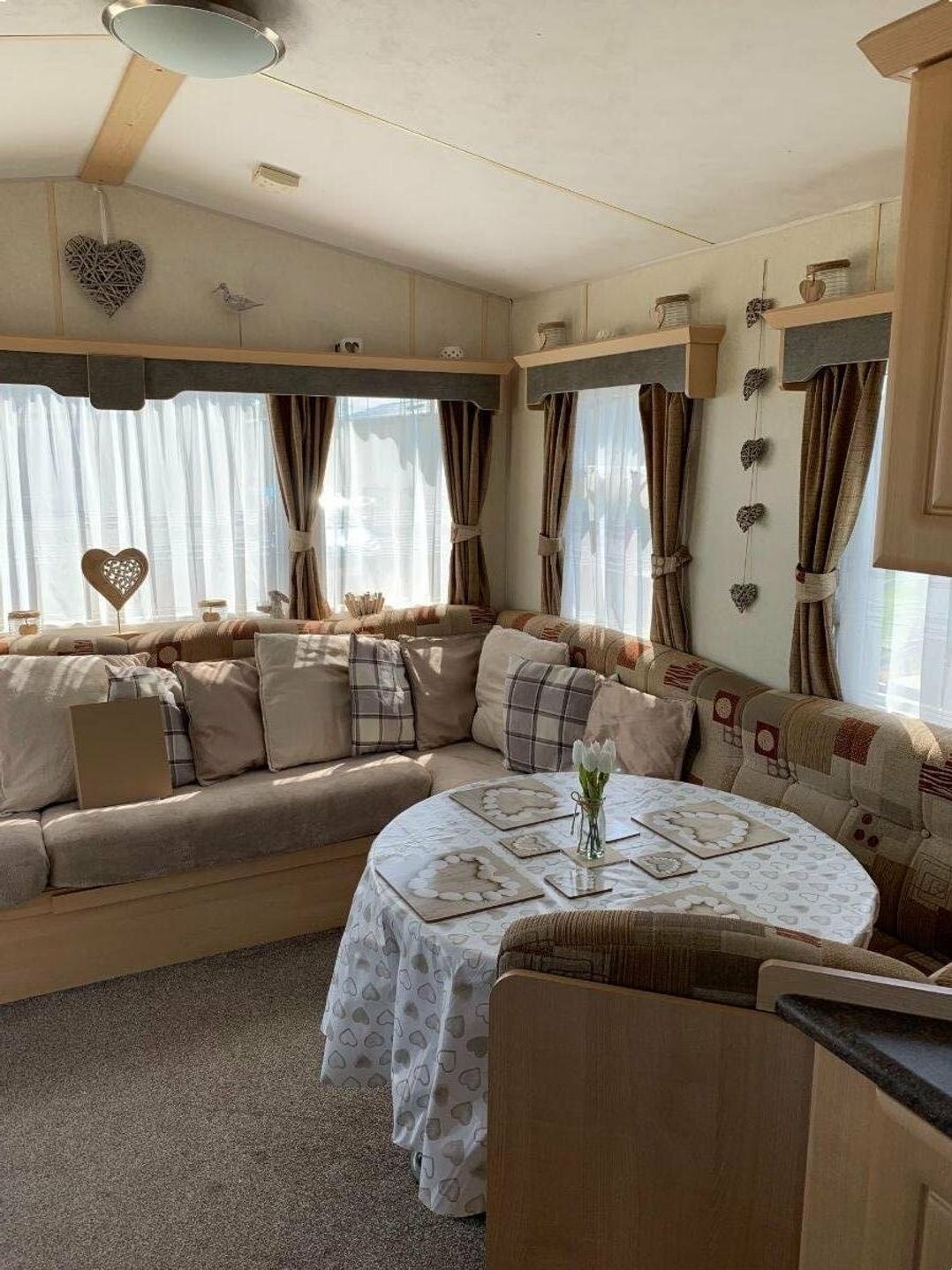 Happy Days Holiday Homes - Holiday Accommodation 9458