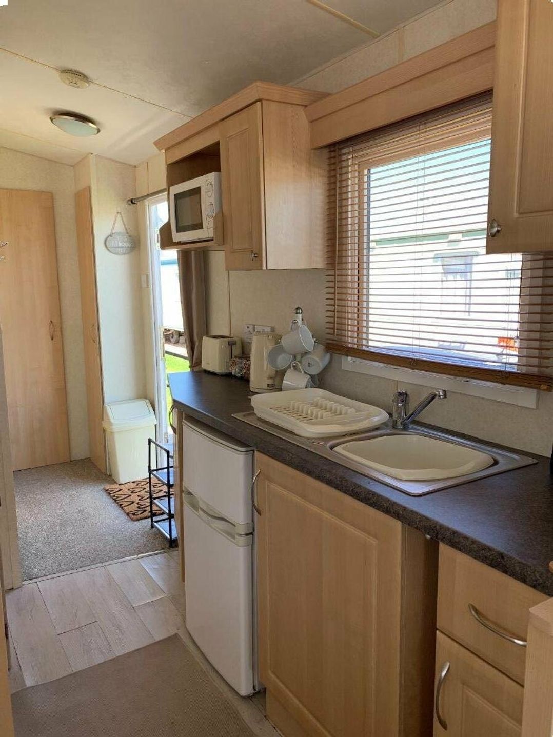 Happy Days Holiday Homes - Holiday Accommodation 9458