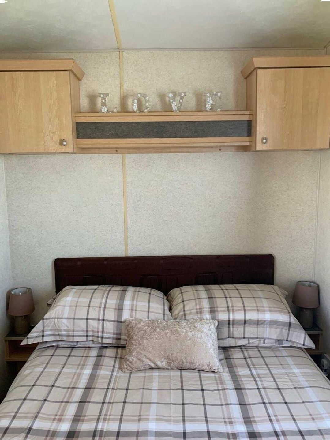 Happy Days Holiday Homes - Holiday Accommodation 9458