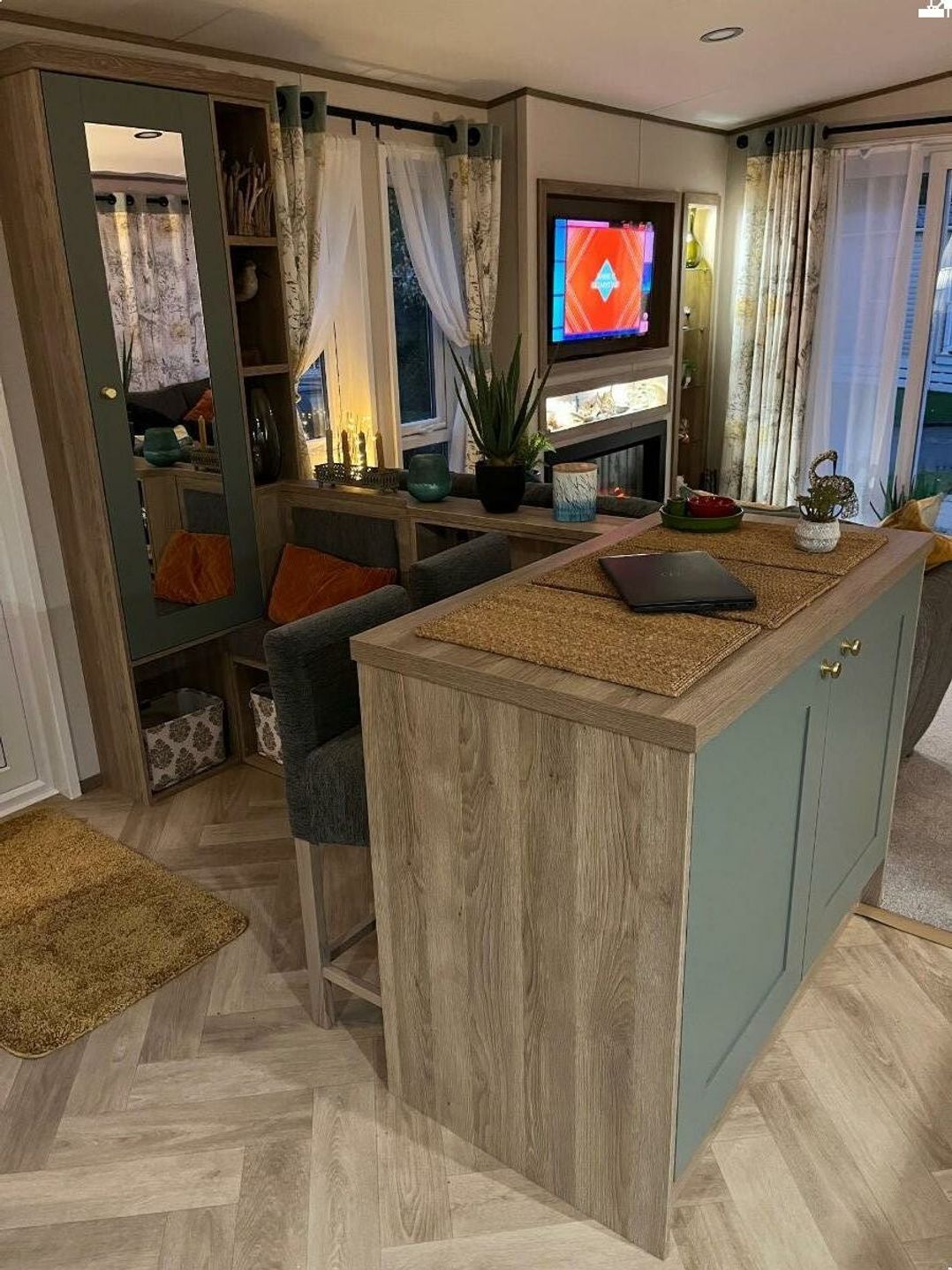 Shorefield Country Park - Holiday Accommodation 9589