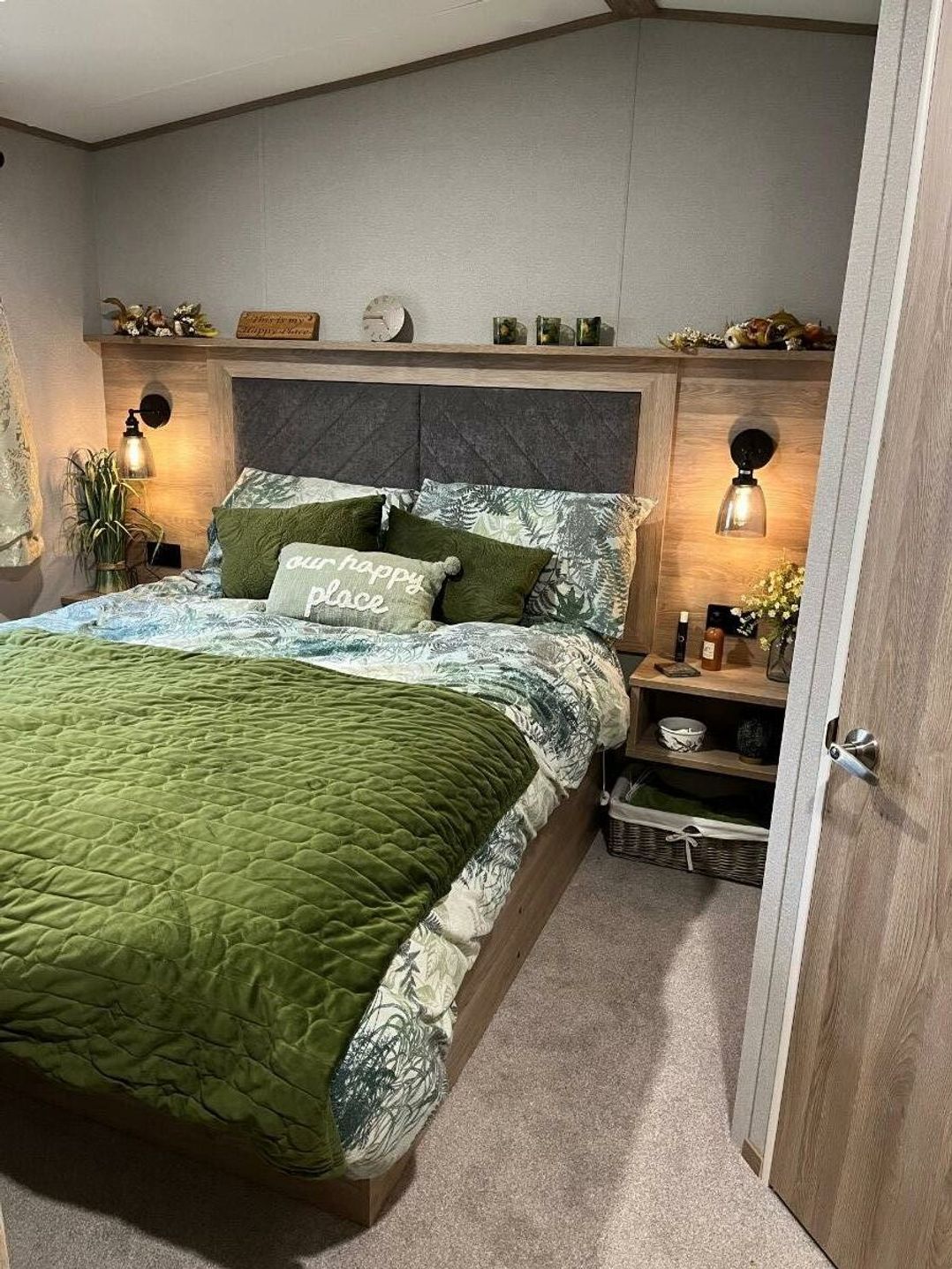 Shorefield Country Park - Holiday Accommodation 9589