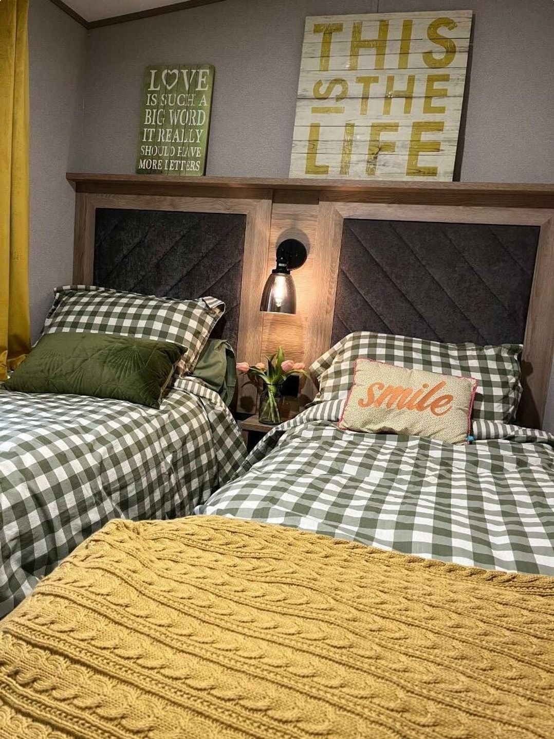 Shorefield Country Park - Holiday Accommodation 9589