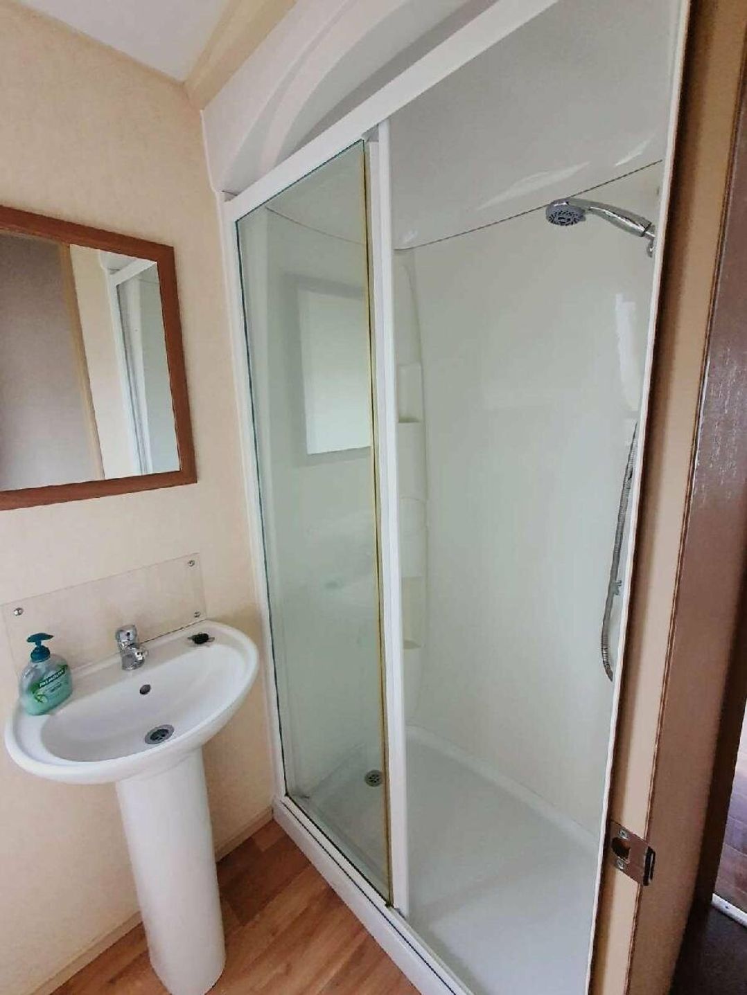 Marton Mere Holiday Village - Holiday Accommodation 9695