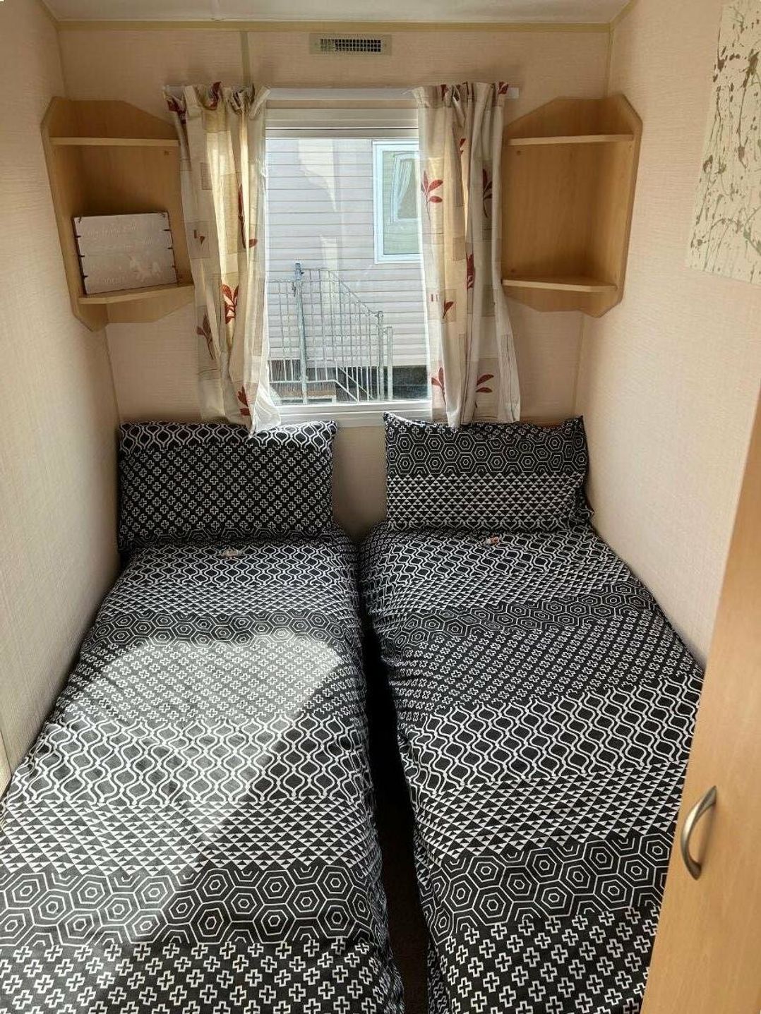 Thornwick Bay Holiday Village - Holiday Accommodation 9781