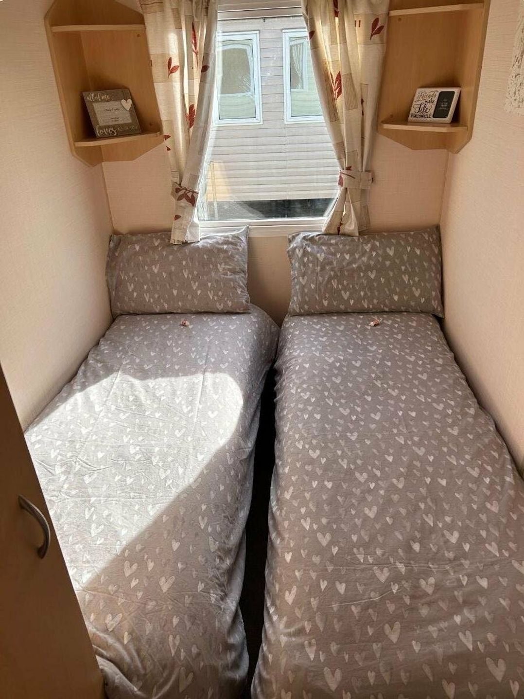 Thornwick Bay Holiday Village - Holiday Accommodation 9781