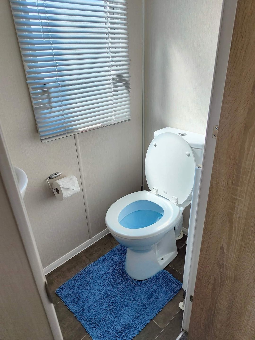 Clarach Bay Holiday Village W18