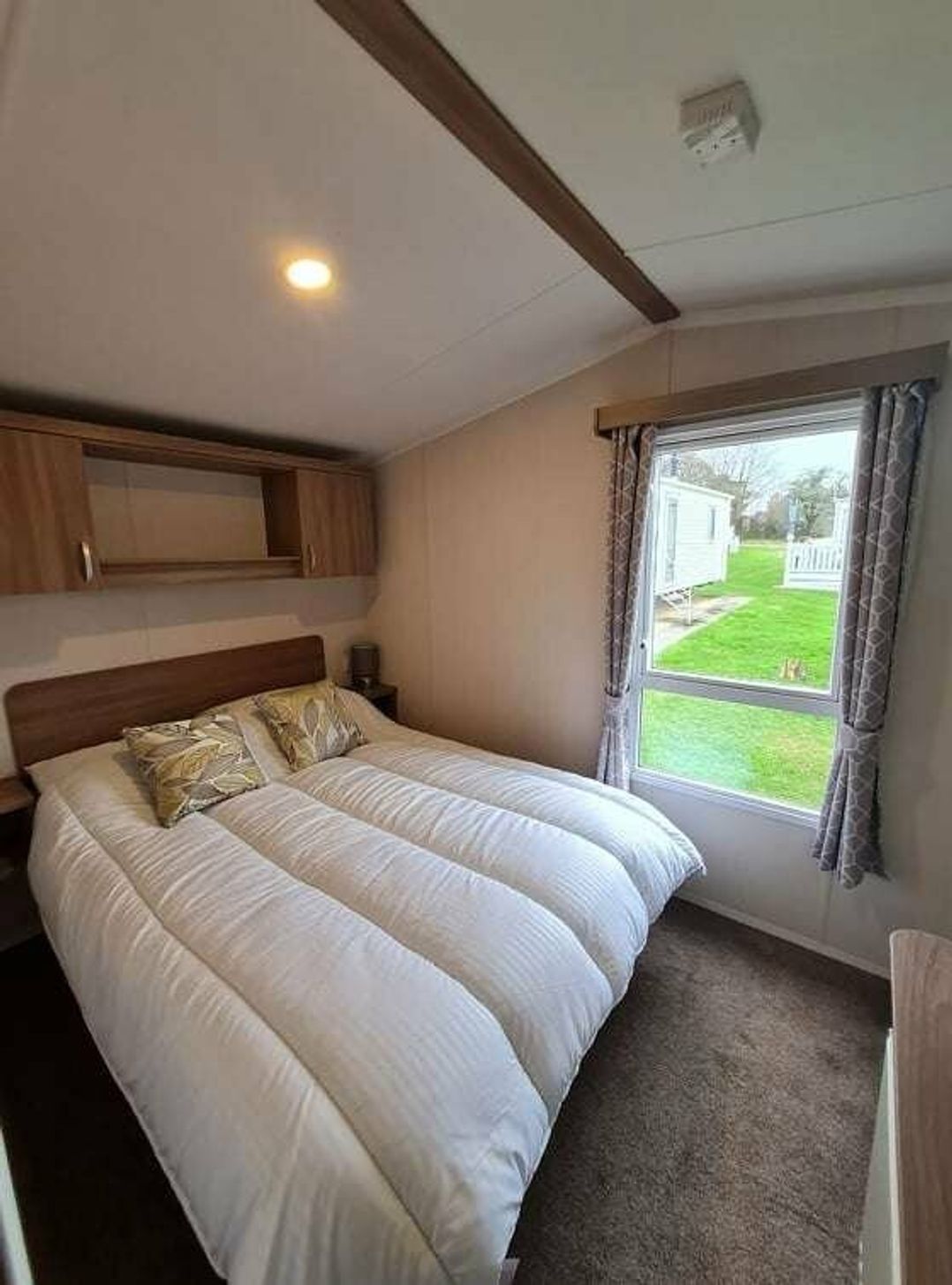 Looe Bay Holiday Park - Holiday Accommodation 5972