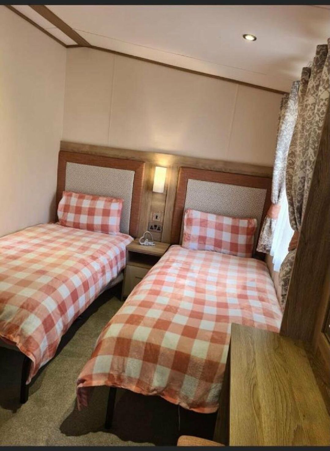 Marton Mere Holiday Village - Holiday Accommodation 19630