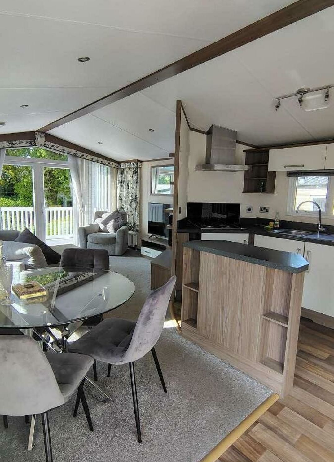 Rockley Park - Holiday Accommodation 21115