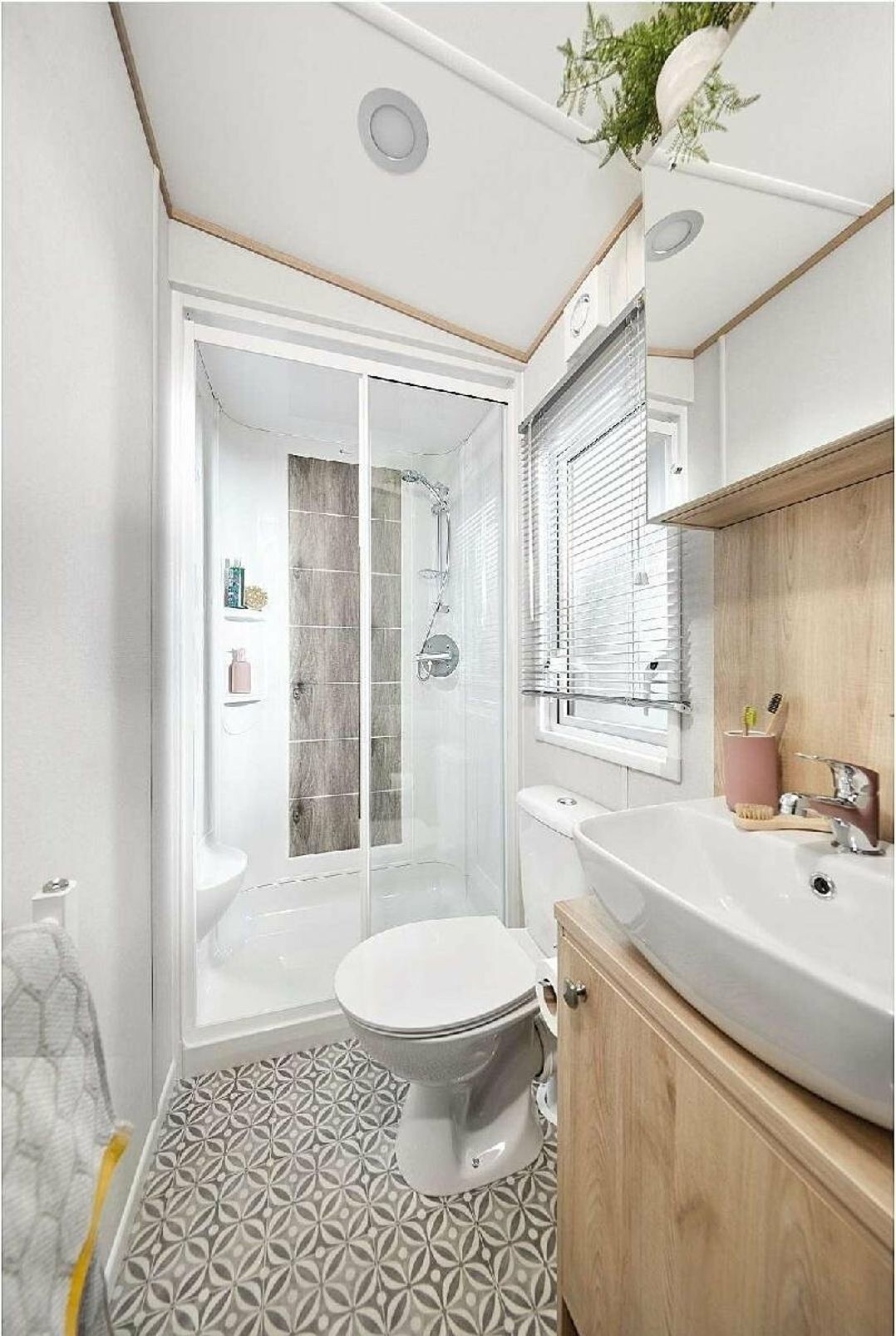 Moreton Farm Leisure Park - Holiday Accommodation 17003