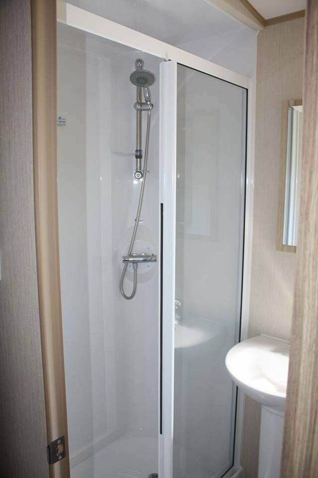 Manor Park Holiday Village - Holiday Accommodation 20144