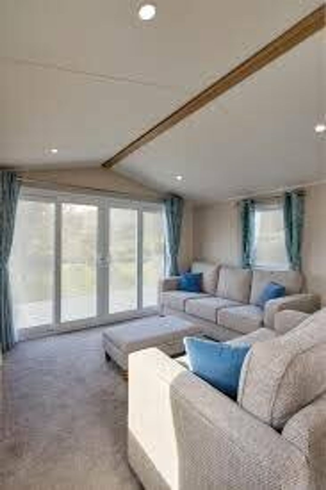 Marton Mere Holiday Village - Holiday Accommodation 17890