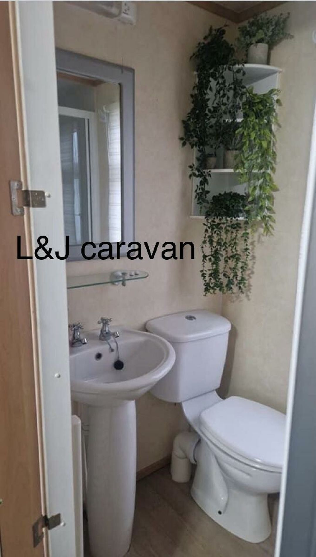 Parc Farm Holiday Park - Holiday Accommodation 20714