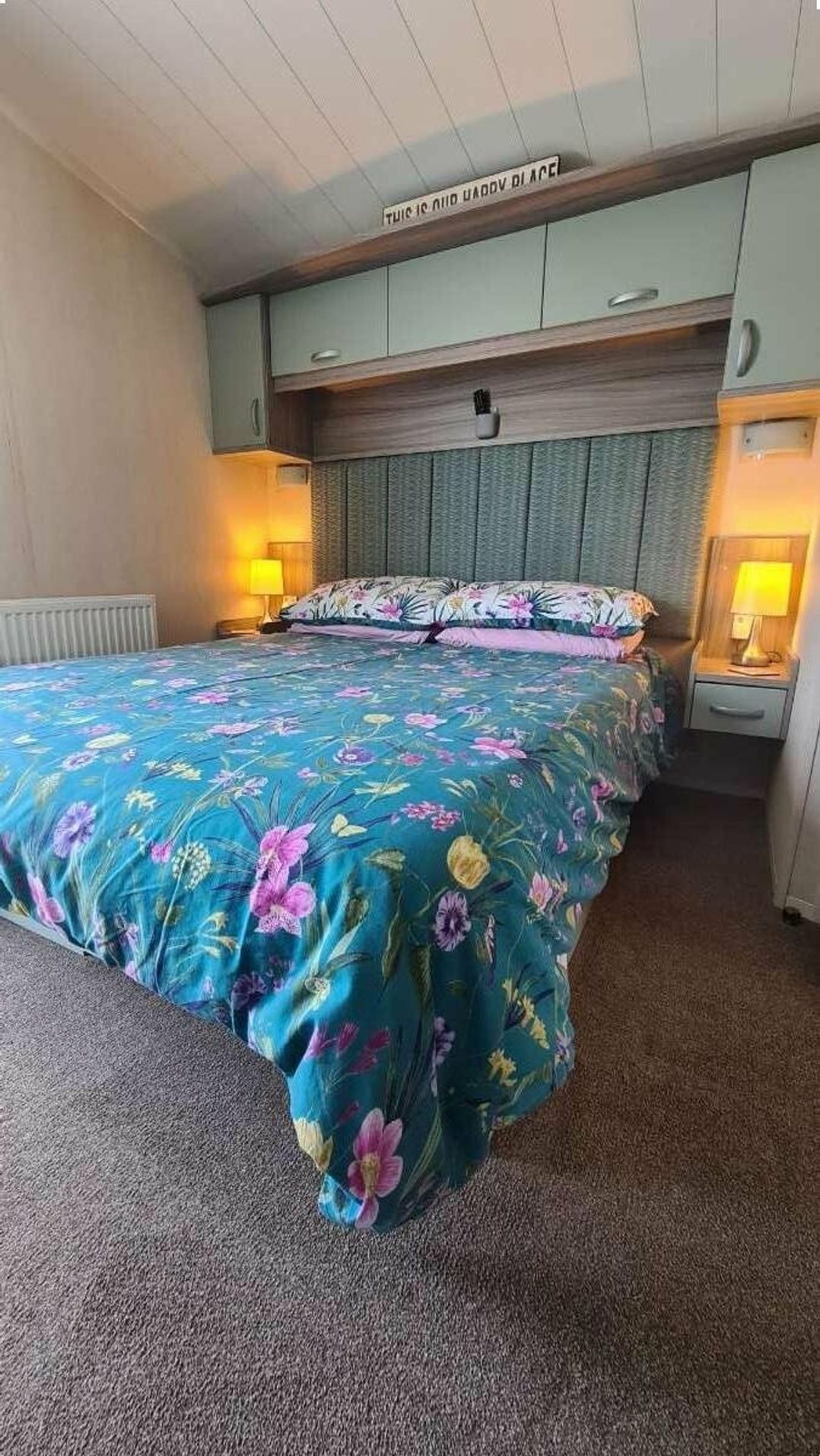 Marton Mere Holiday Village - Holiday Accommodation 7193