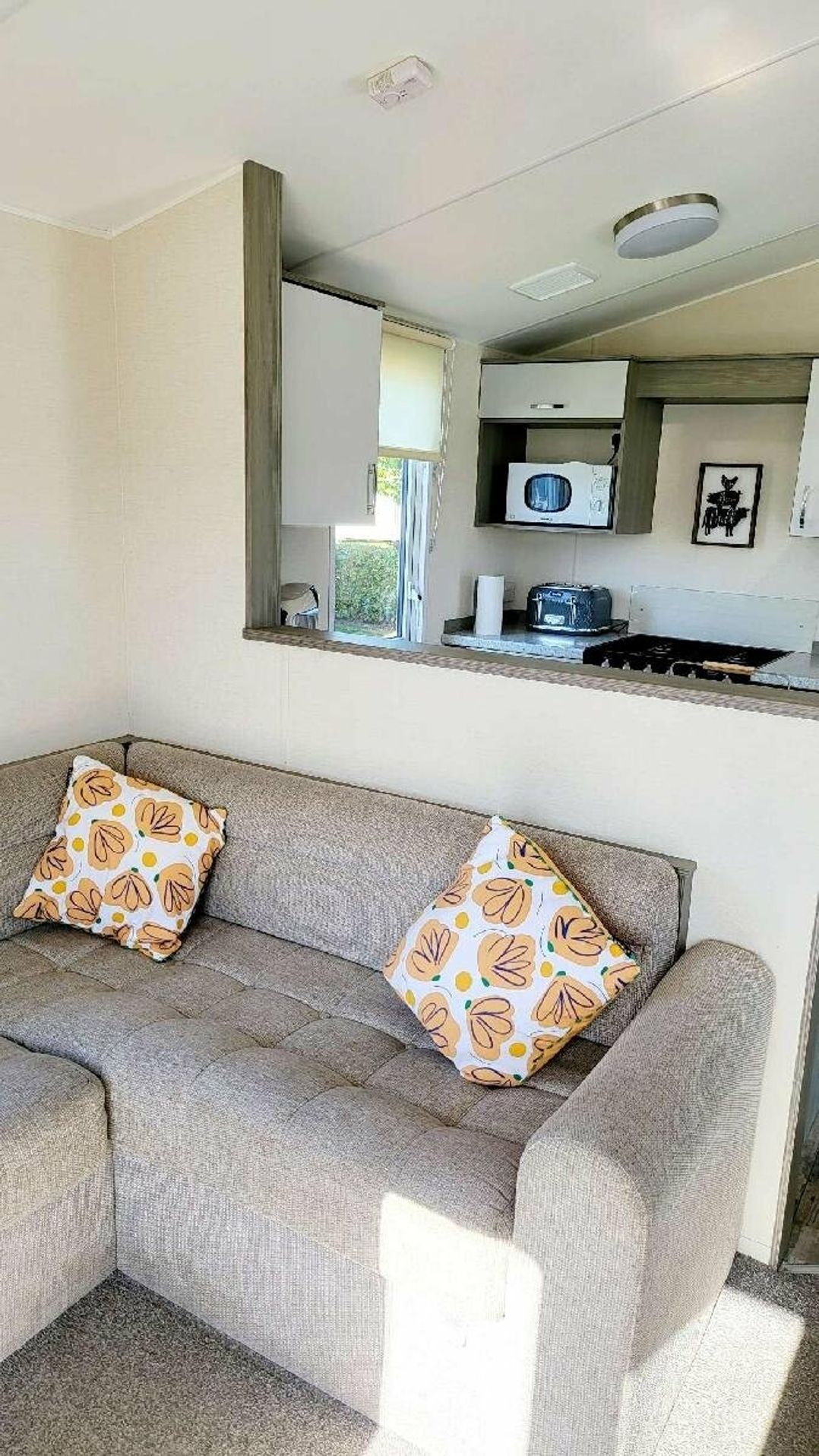 Golden Sands - Holiday Accommodation 15363