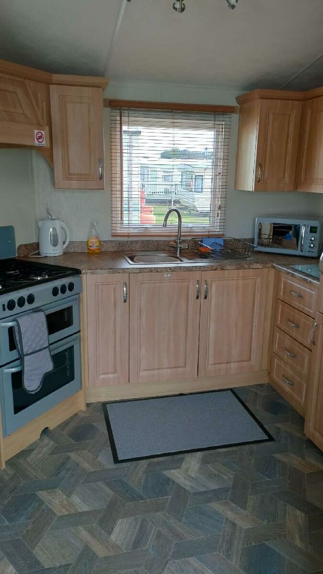 Coral Beach - Holiday Accommodation 18928