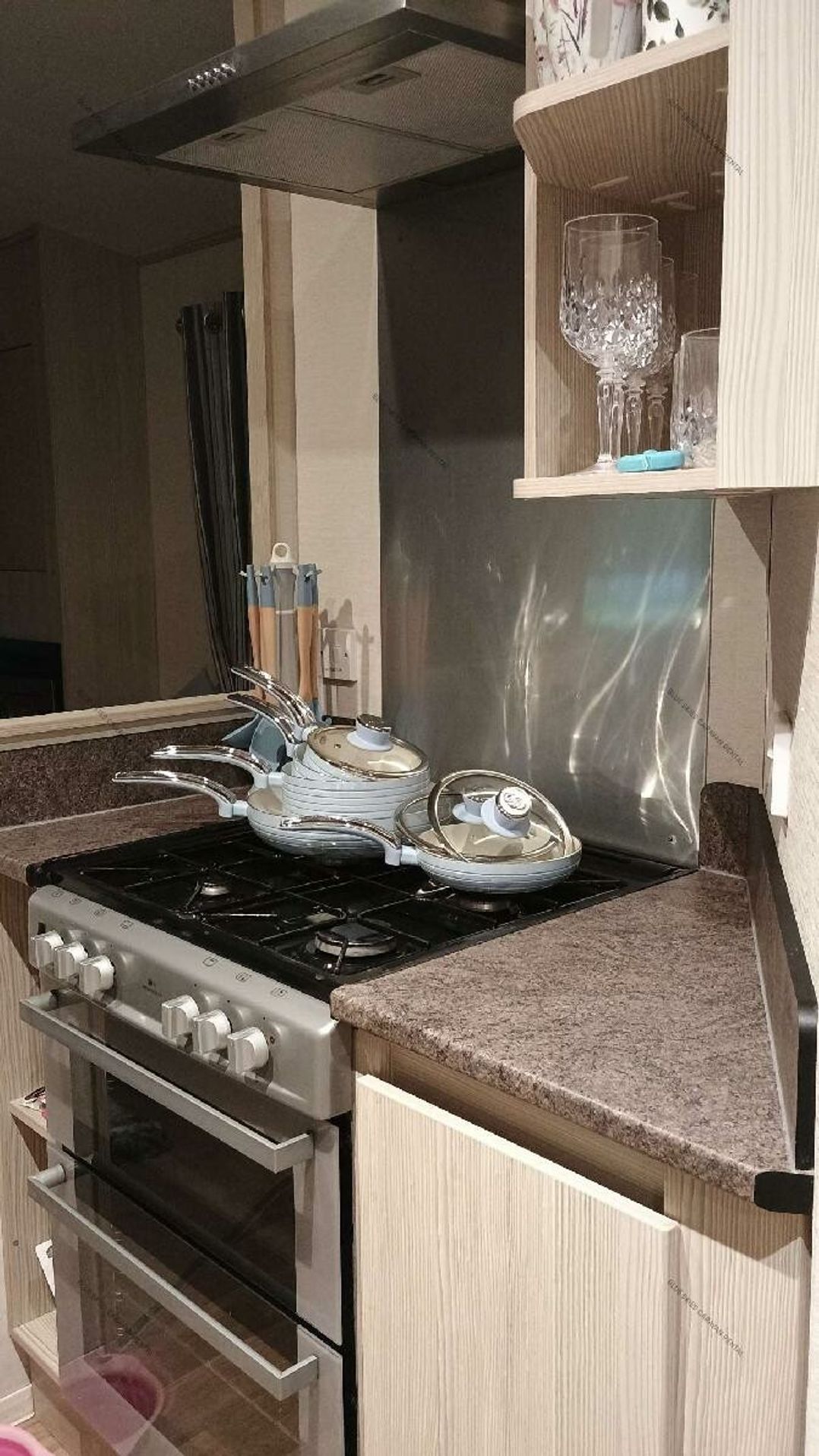 Golden Gate Holiday Centre - Holiday Accommodation 22053