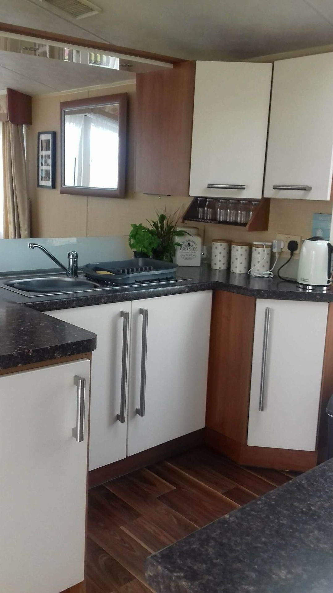 Liskey Hill Caravan Park - Holiday Accommodation 2328