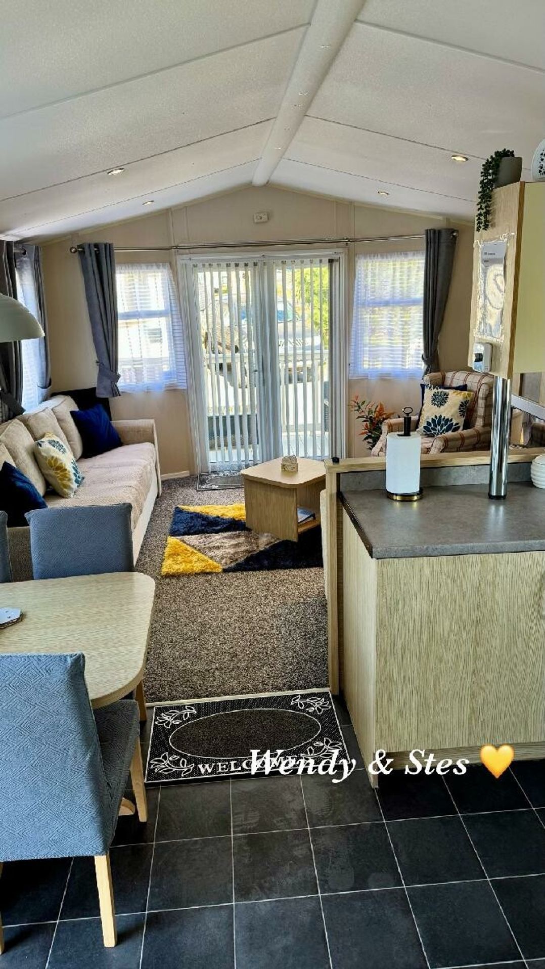 Marton Mere Holiday Village - Holiday Accommodation 5100