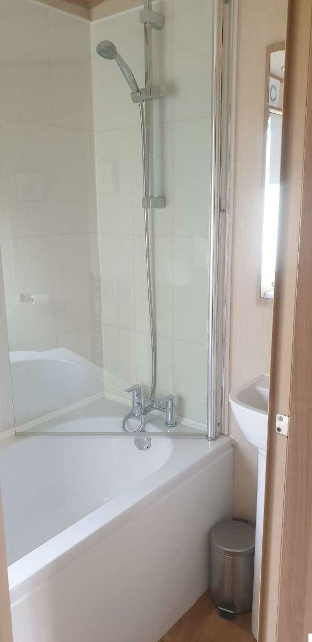 Marton Mere Holiday Village - Holiday Accommodation 20877