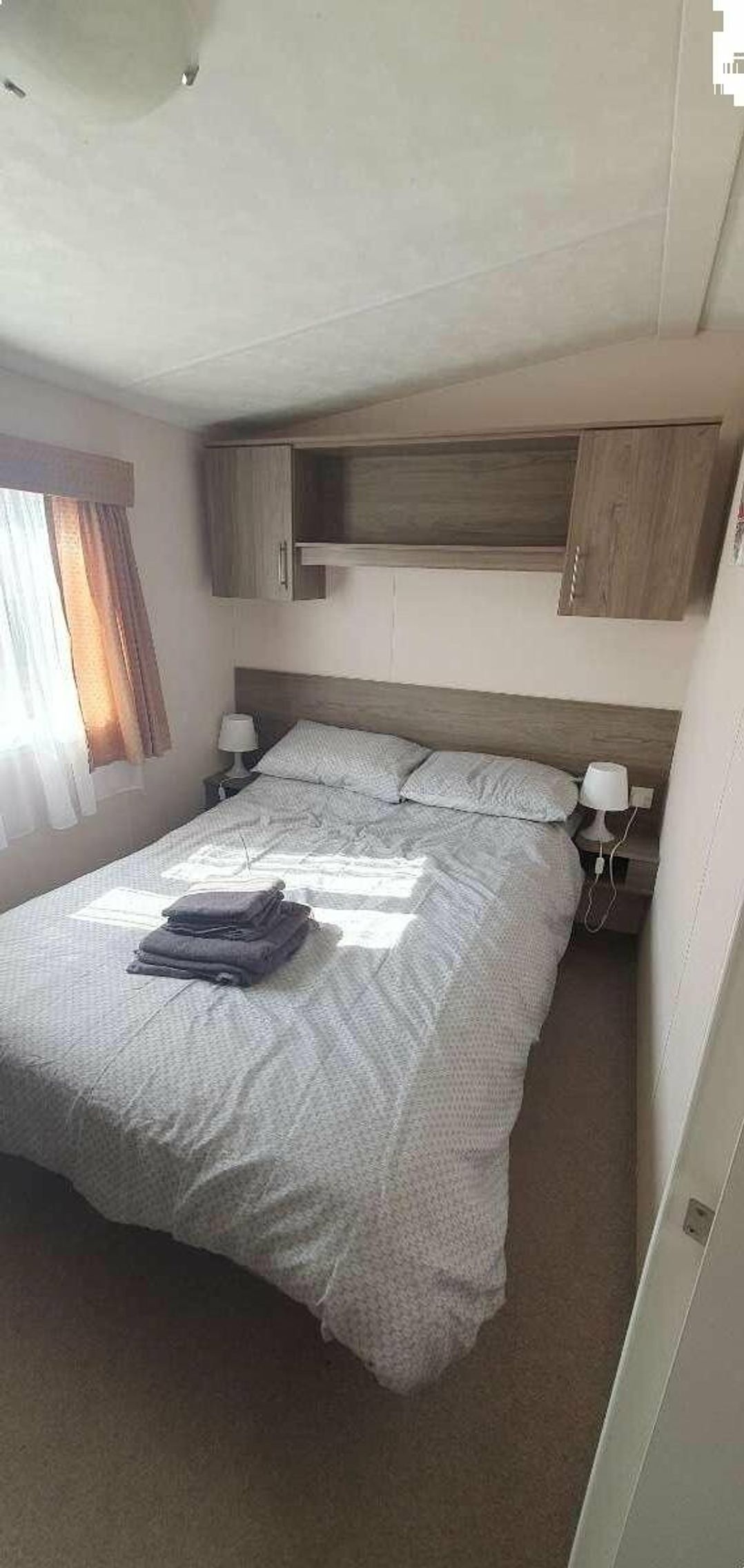Hayling Island Holiday Park - Meadow Bay Villages - Holiday Accommodation 17230