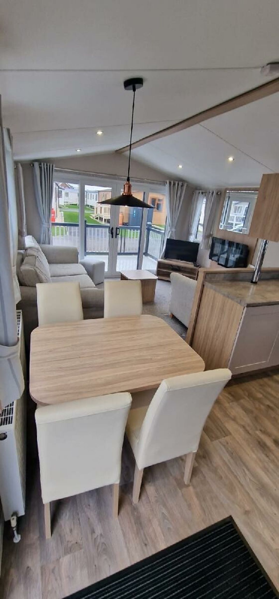 Golden Palm Resort - Holiday Accommodation 19338