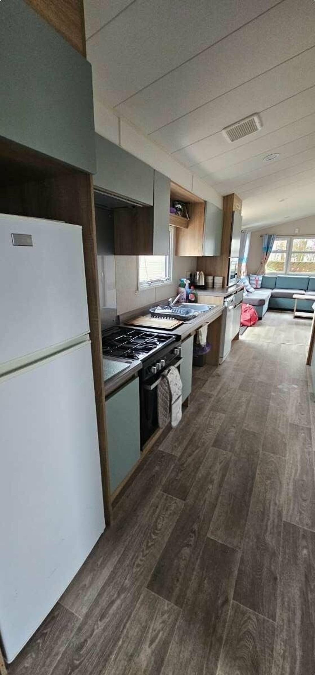 Golden Sands - Holiday Accommodation 8309