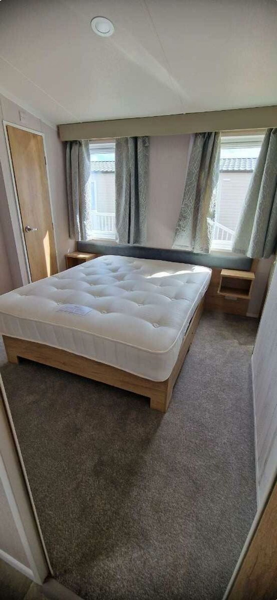 Golden Sands - Holiday Accommodation 14757