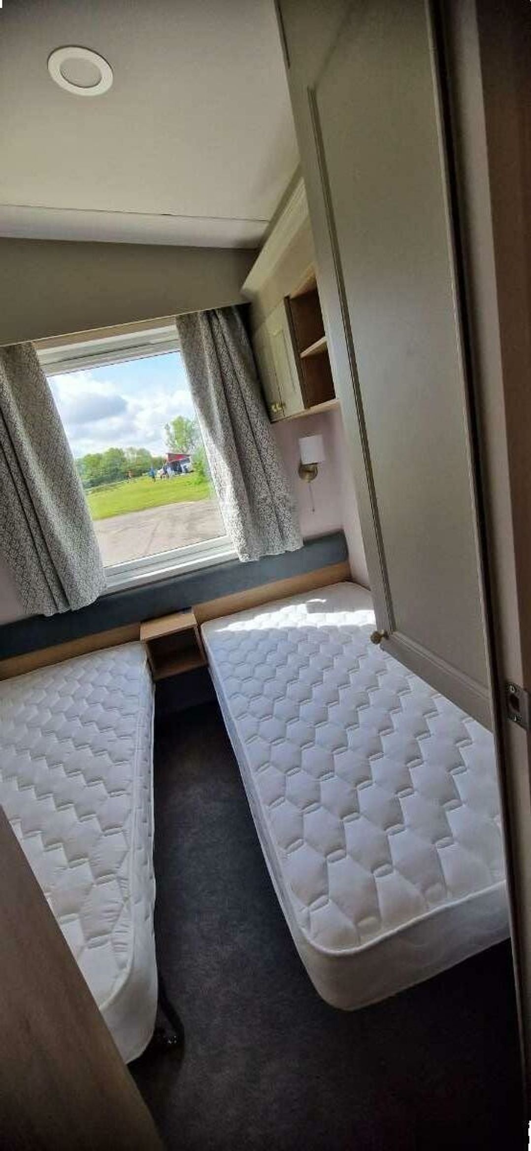 Golden Sands - Holiday Accommodation 14757