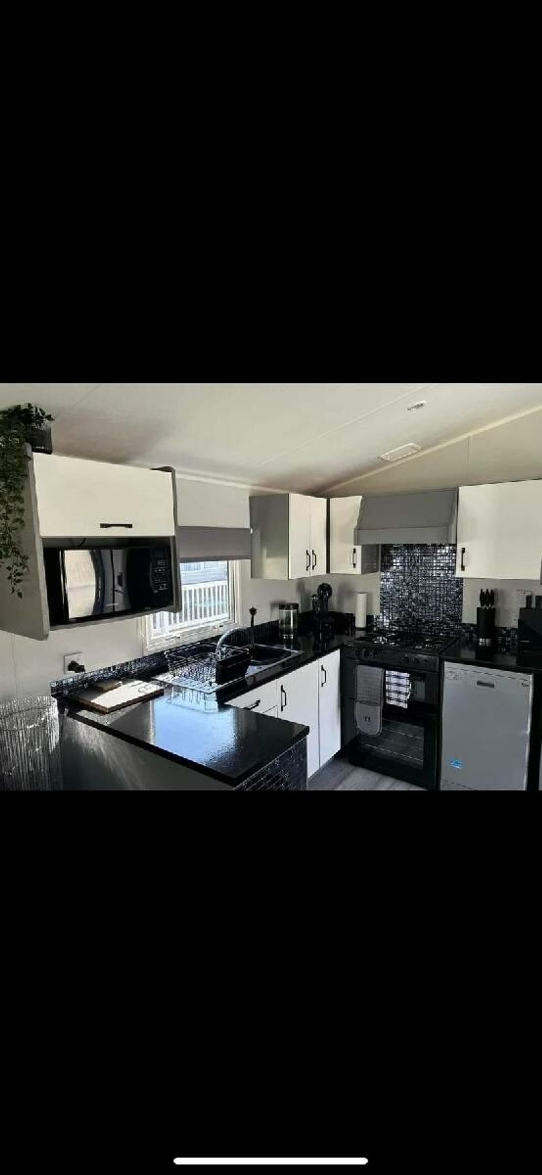 Cresswell Towers - Holiday Accommodation 21175