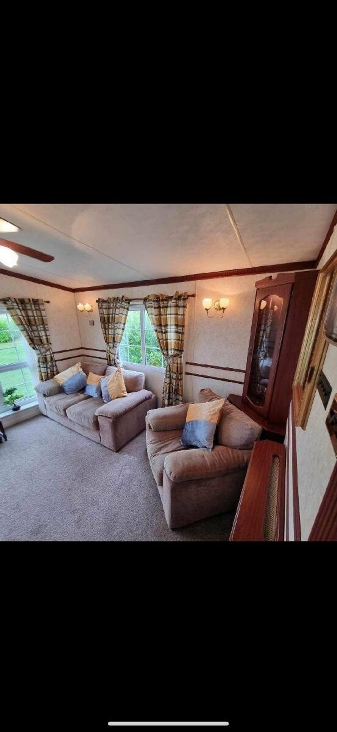 Waterside Leisure Park - Holiday Accommodation 20175