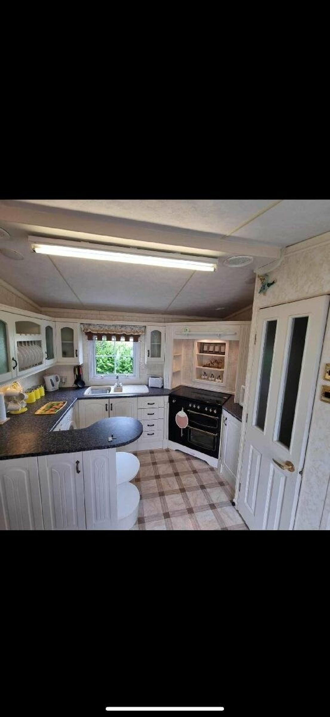 Waterside Leisure Park - Holiday Accommodation 20175