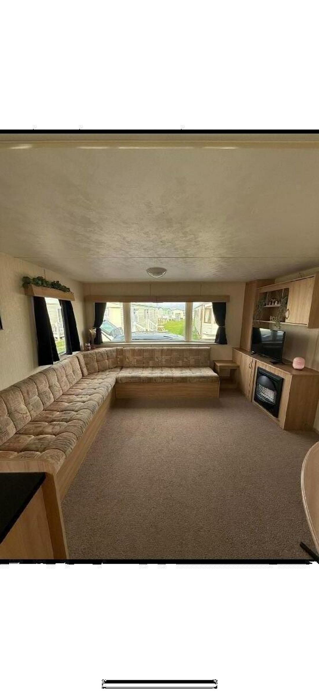 Golden Gate Holiday Centre - Holiday Accommodation 21844