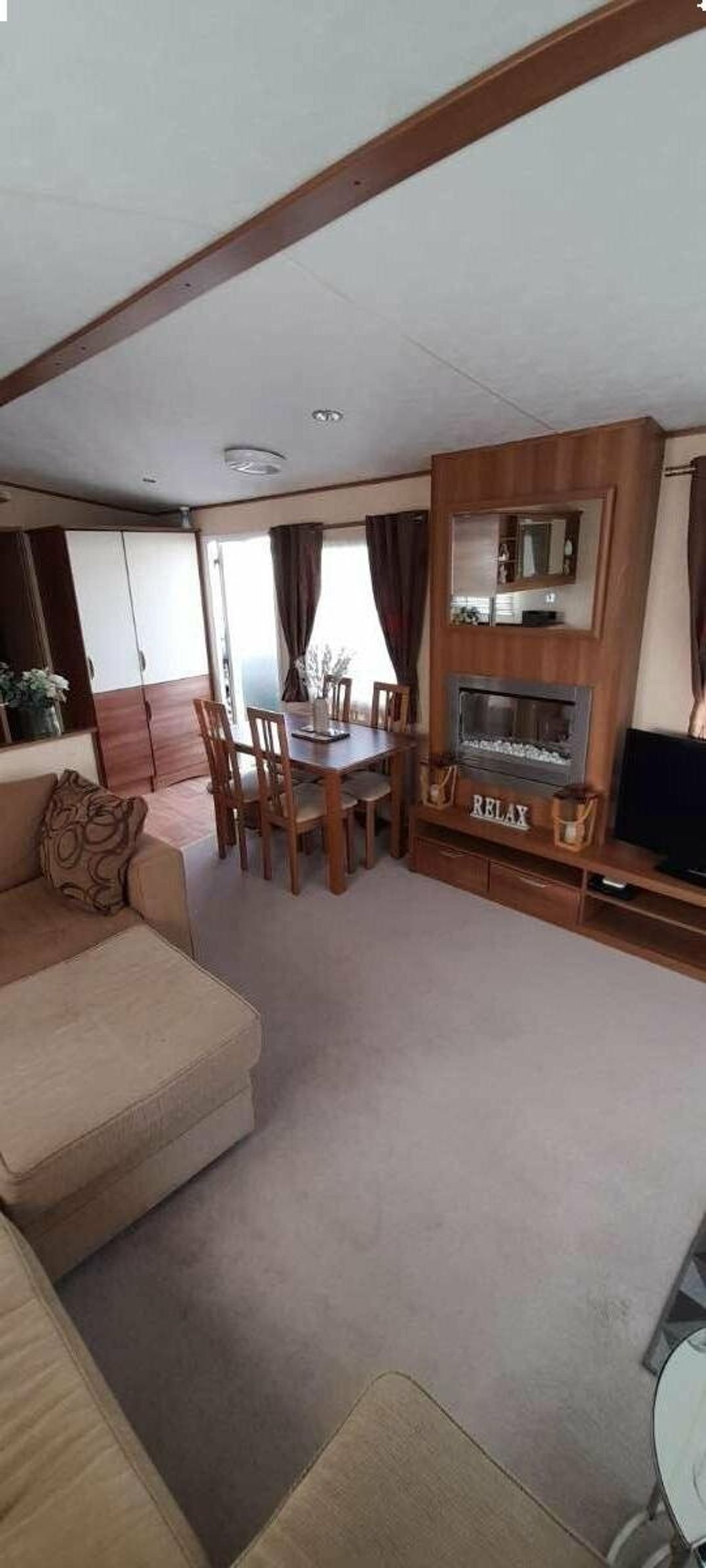 Browns Holiday Park - Holiday Accommodation 8510