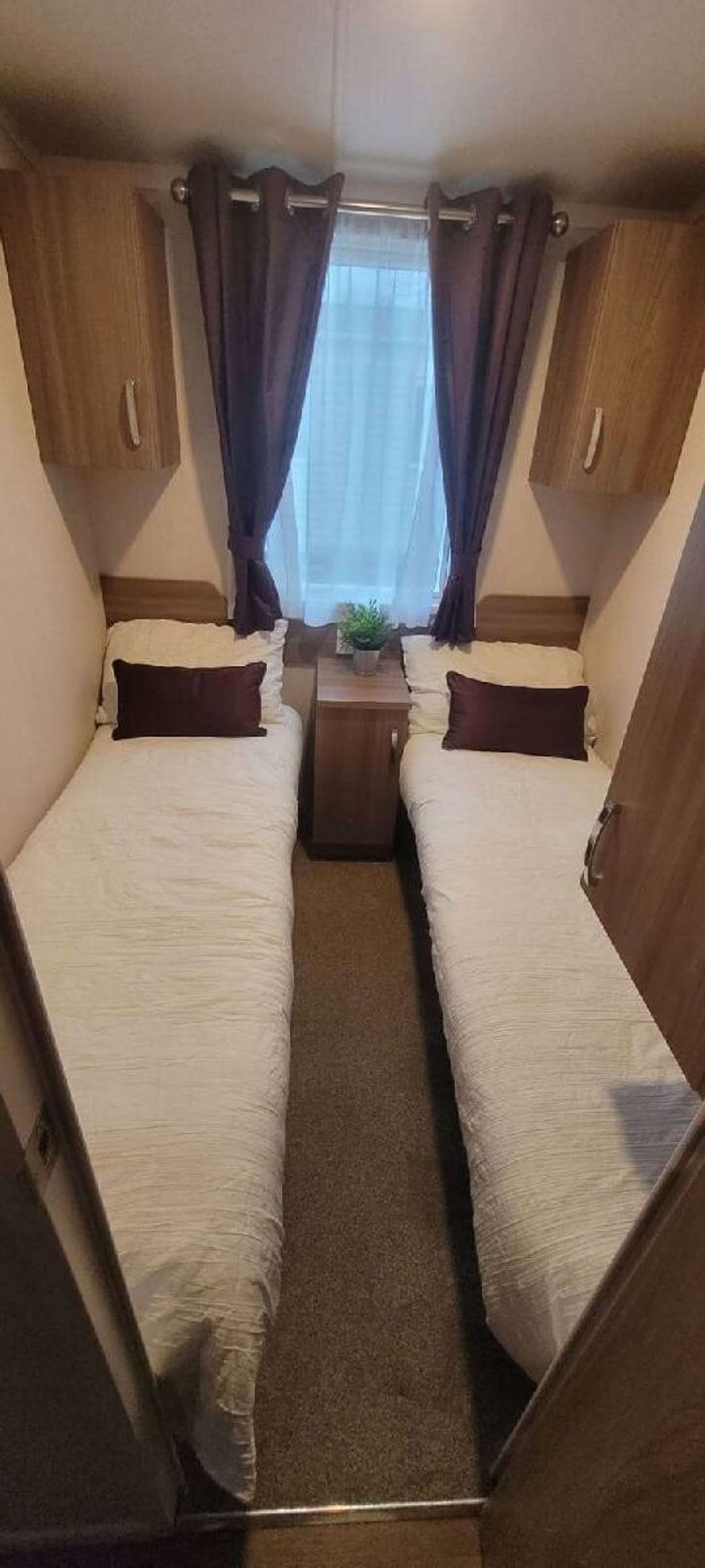 Marton Mere Holiday Village - Holiday Accommodation 21150