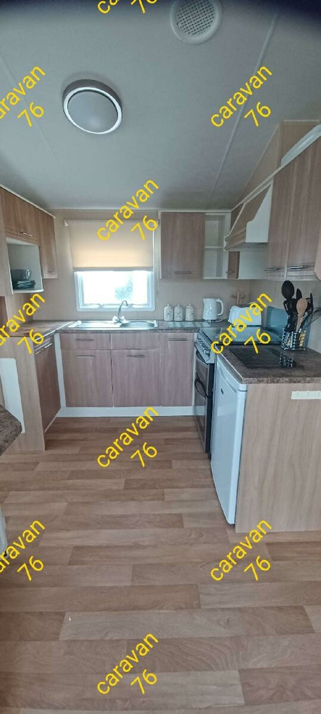 Lyons Sunnysands Holiday Park - Holiday Accommodation 21669