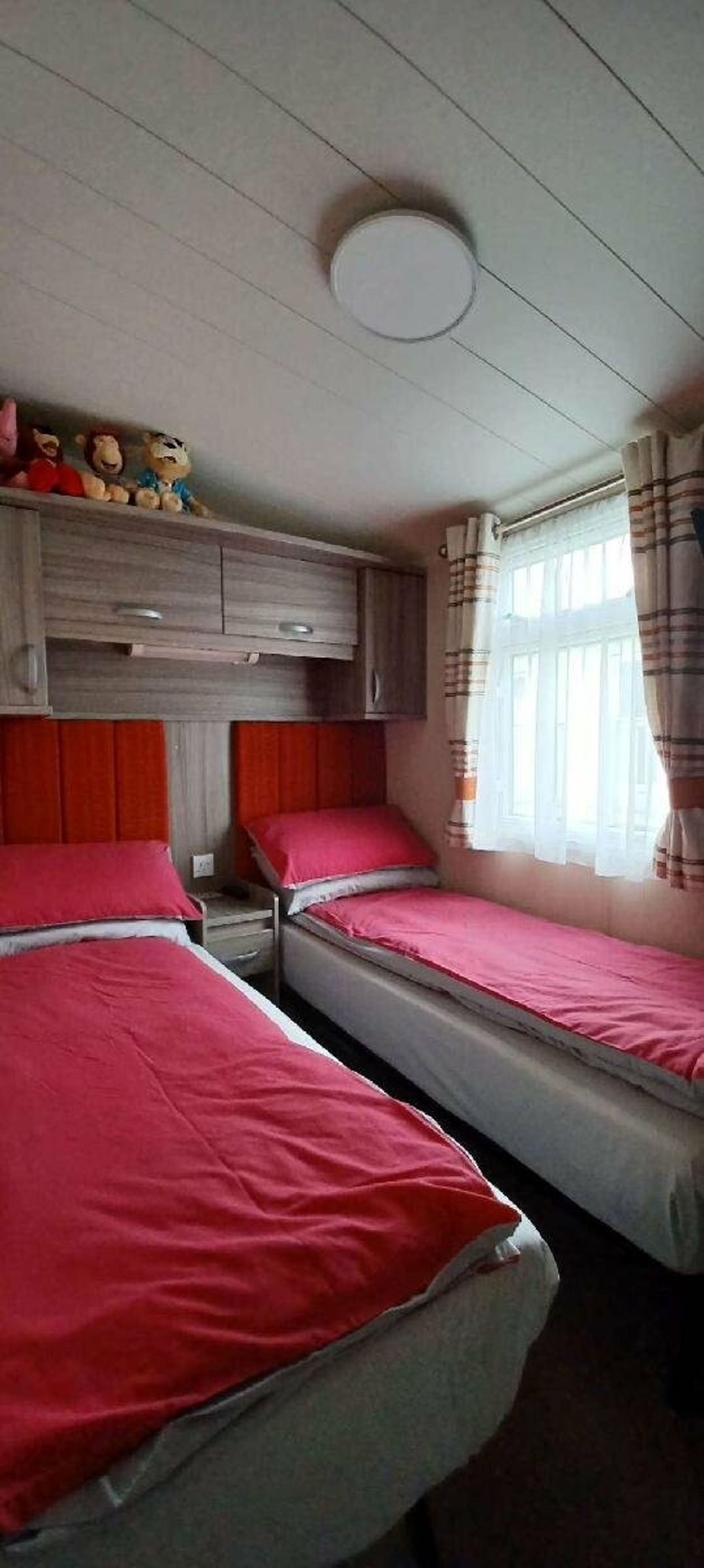 Marton Mere Holiday Village - Holiday Accommodation 7193