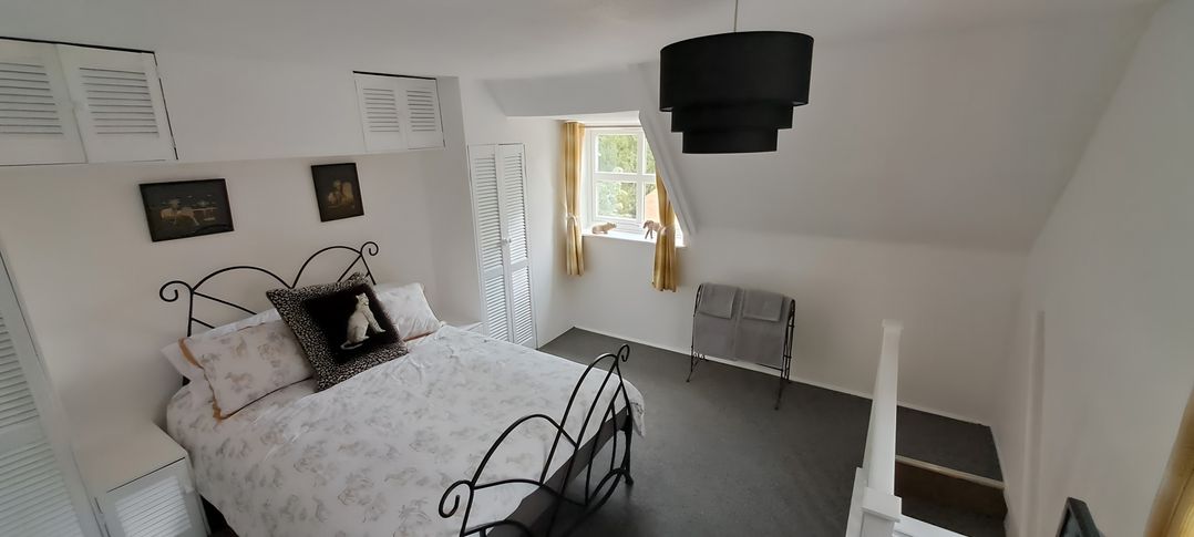 Charming Lincoln Cottage