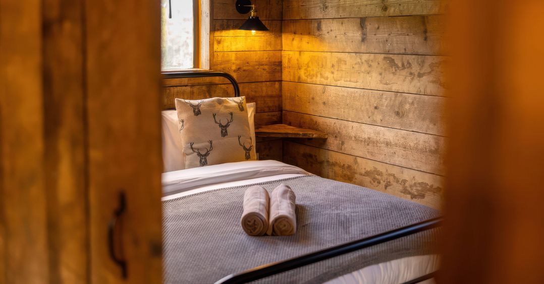 Luxury Safari Lodge Sleeps 4/6 Deer Park Dogs Ok
