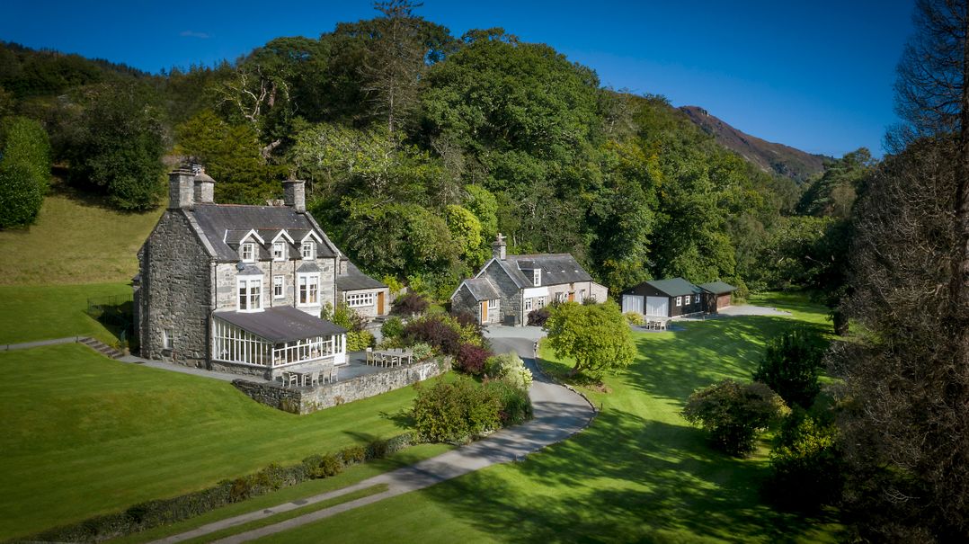 Tan Llan
