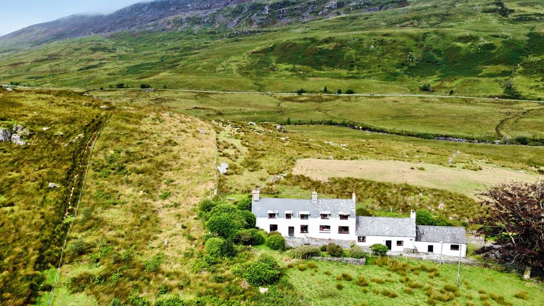 Cwm