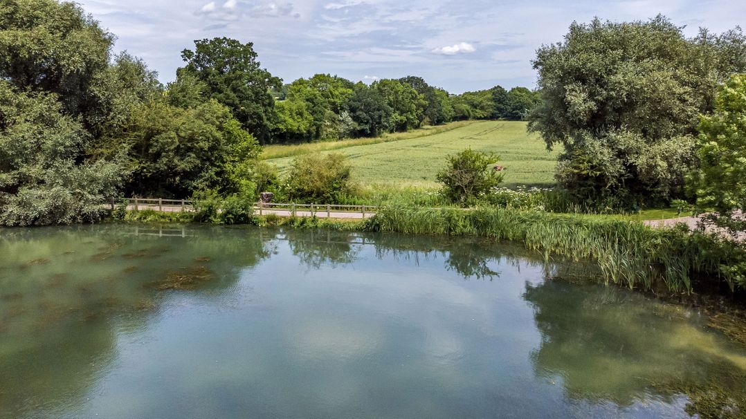 Oak Lodge At Bridge Lake Farm & Fishery