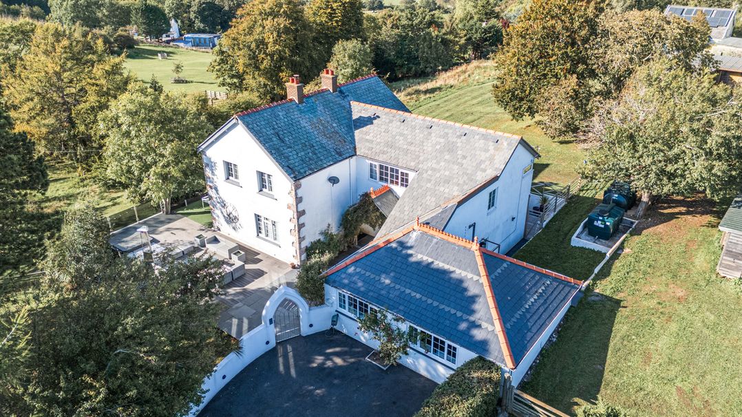 The Manor House Skerry Vore