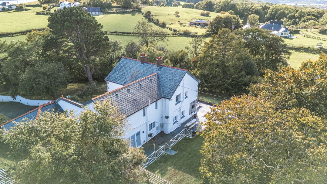 The Manor House Skerry Vore