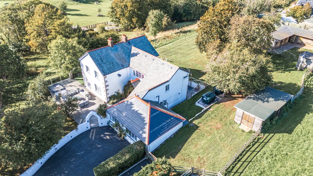 The Manor House Skerry Vore