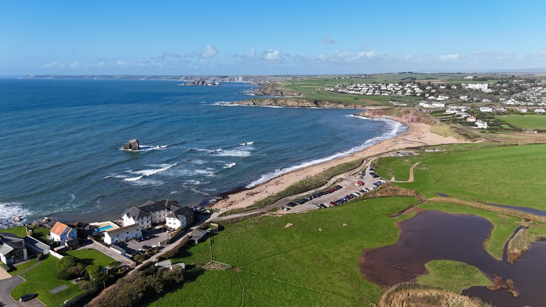 Seaview Beach Apartment, 11 Thurlestone Rock