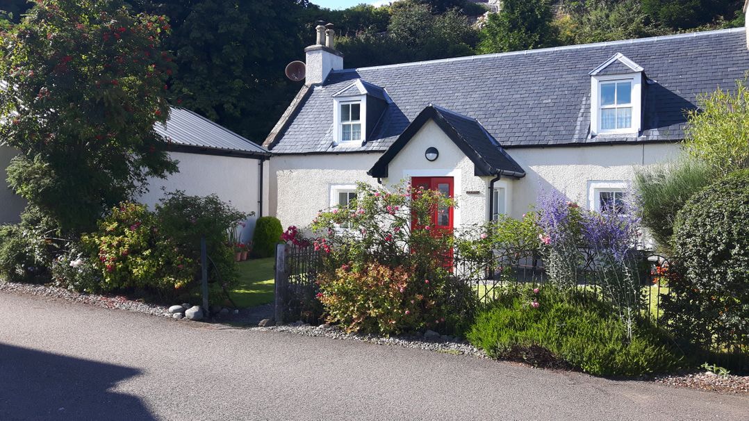 Fuchsia Cottage