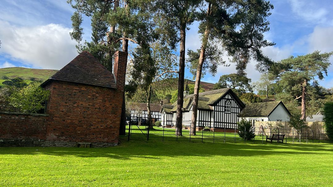 Courtyard Cottage