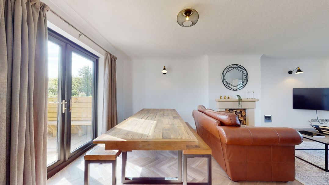 Low Greenlands House