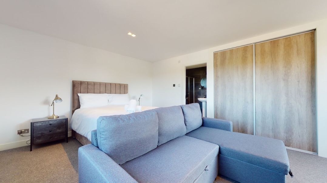 Low Greenlands House